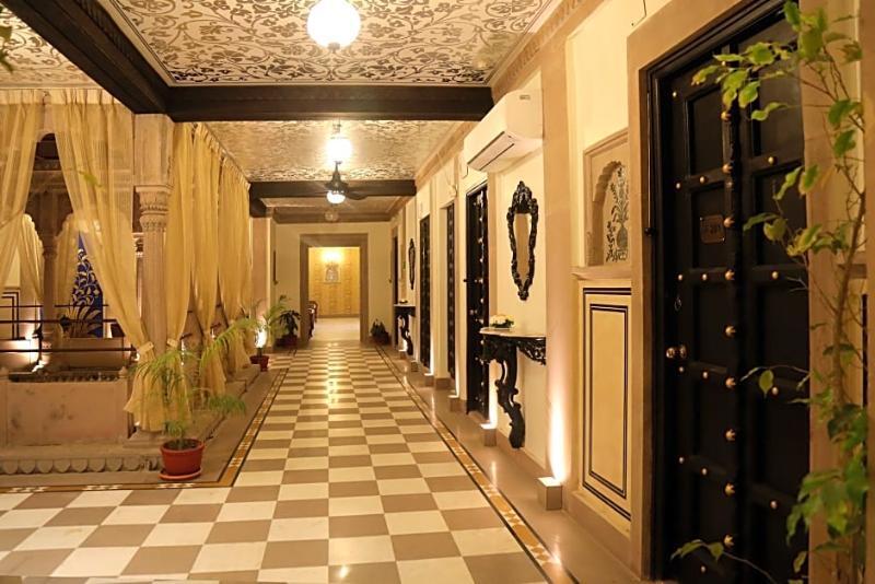 Brijrama Palace, Varanasi - By The Ganges Kültér fotó